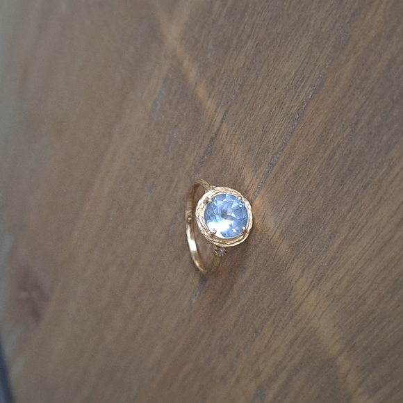 Jewelry - 14K gold aquamarine ring